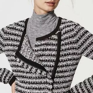 ANN TAYLOR LOFT Stripe Asymmetrical Knit Moto Style Zip Cardigan Sweater XS.